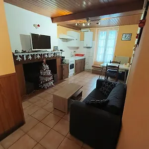 appartement-entre-montagnes-et-eau.midi-pyreneeshotels.com/