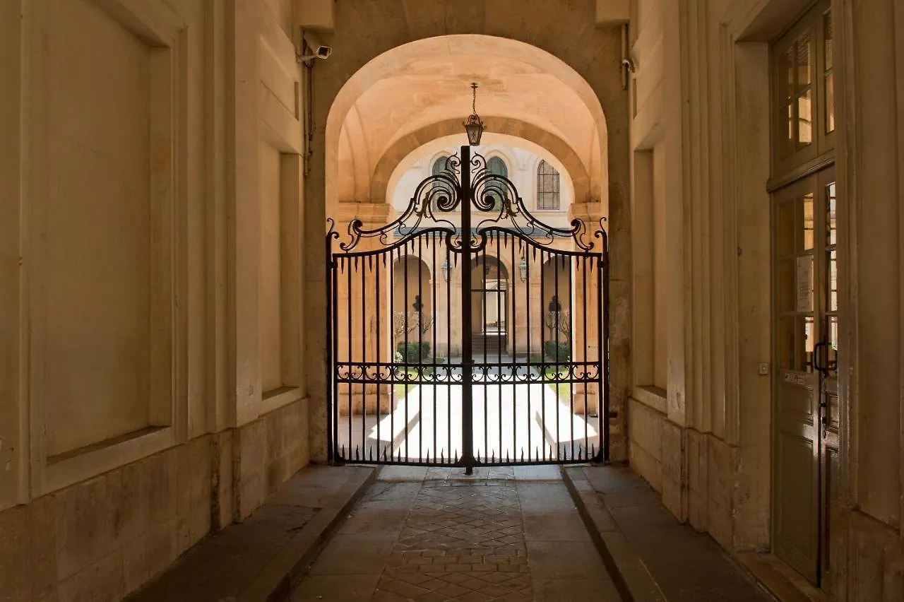 Paris Place Pantheon